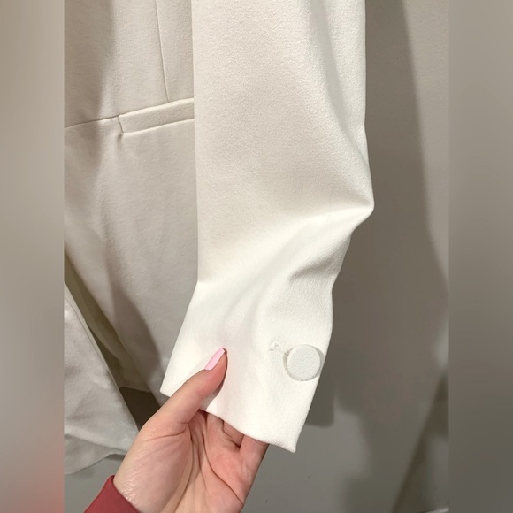 ZARA gorgeous white long blazer / Women Size Large - Picture 4 of 5